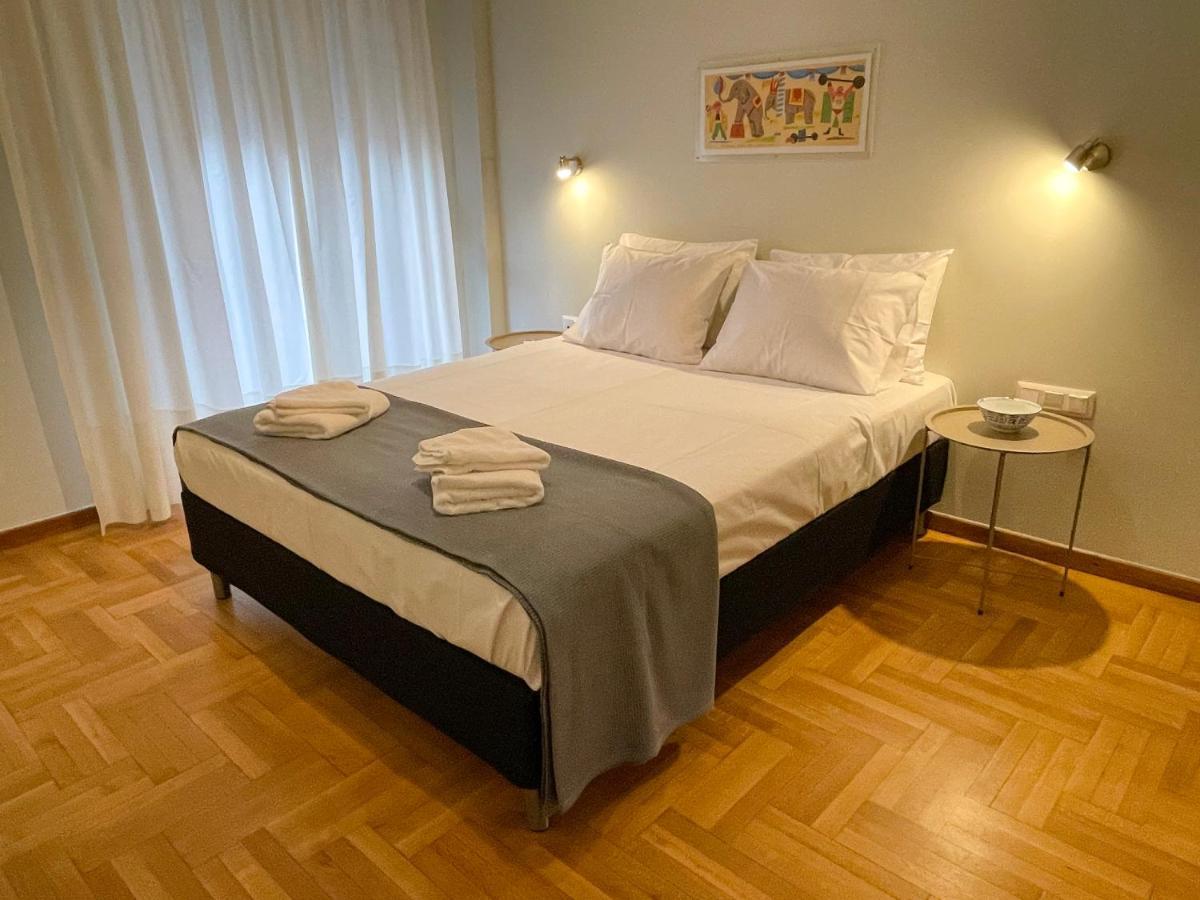 Iris Apartment Athens Exterior photo