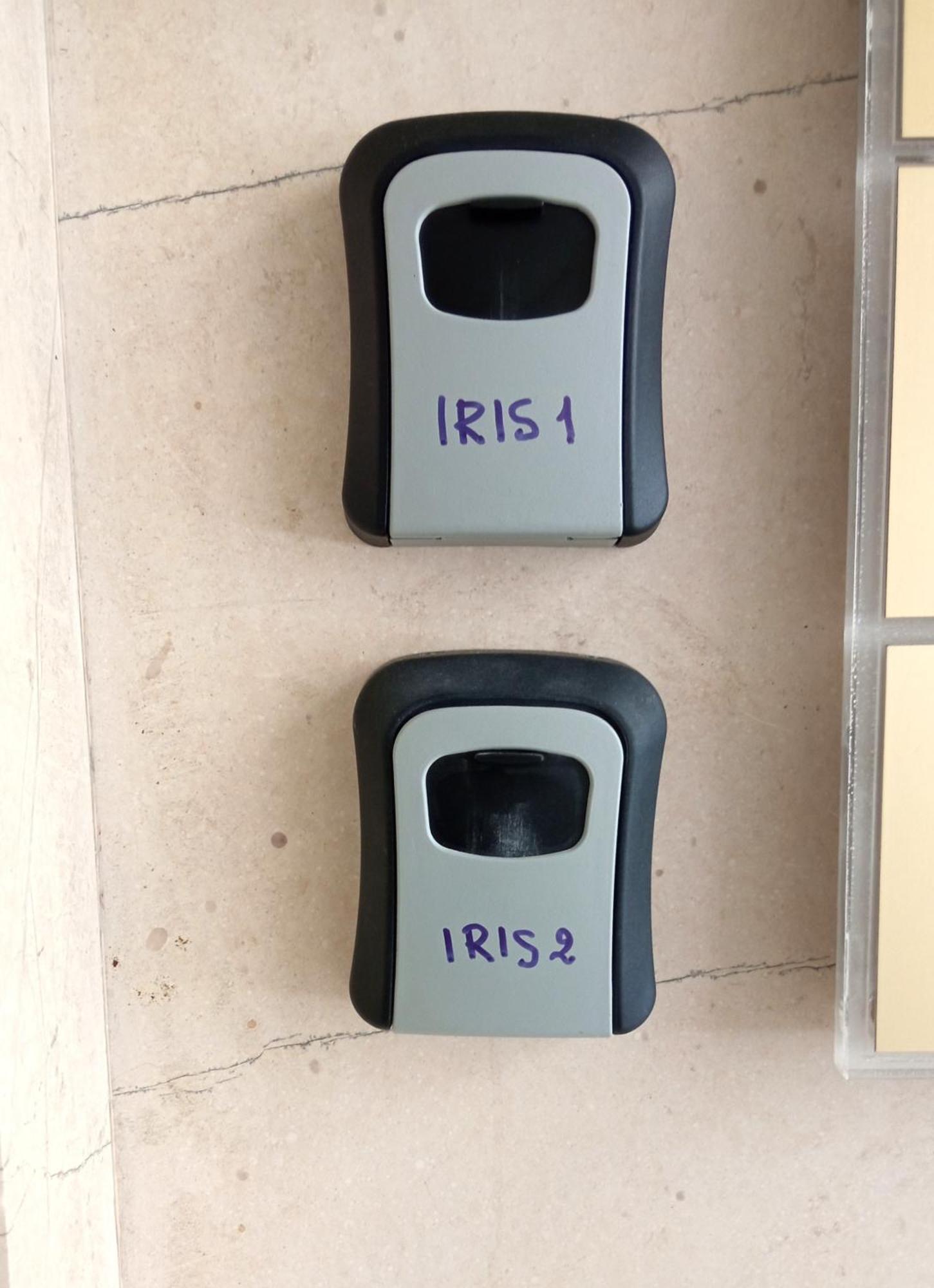 Iris Apartment Athens Exterior photo