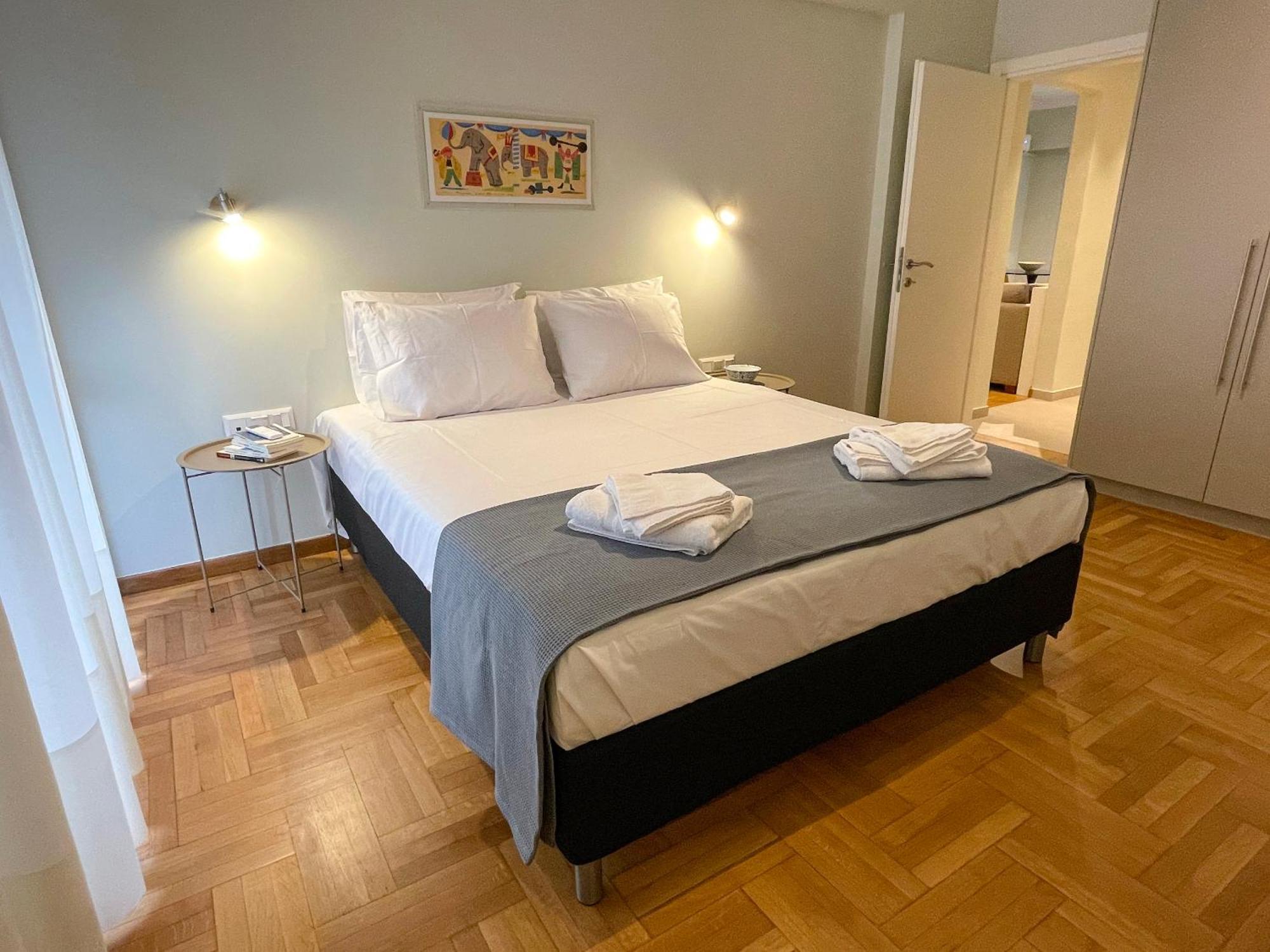 Iris Apartment Athens Exterior photo